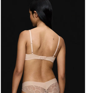 BODY MAKE UP ILLUSION LACE WIRED PADDED