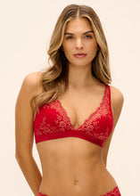 Load image into Gallery viewer, Embrace Lace Soft Cup Grandalia Red/rose Gold
