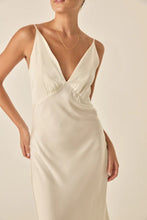 Load image into Gallery viewer, Freda Ivory Satin Long Chemise

