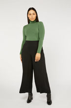 Load image into Gallery viewer, Tani Turtle Neck / Sage Marle
