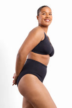 Load image into Gallery viewer, Basix Slimline Retro Pant - Black
