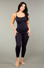 Load image into Gallery viewer, Tani 7/8 Leggings / French Navy
