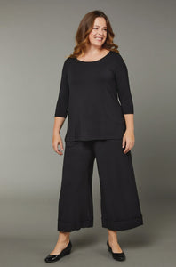 Tani 3/4 Sleeve Swing Top / Black