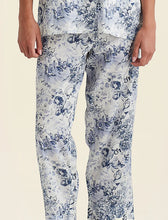 Load image into Gallery viewer, Toile De Jouy Crop PJ Set
