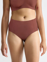 Load image into Gallery viewer, ZERO Feel High Waist Maxi / Burnt Henna
