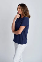 Load image into Gallery viewer, Cotton Crew Neck GC Logo Tee Navy
