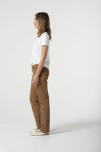 Load image into Gallery viewer, GC Good Earth Cotton Crew Neck Tee White

