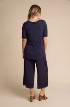 Load image into Gallery viewer, Tani Culotte Pants / Navy
