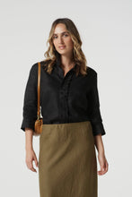 Load image into Gallery viewer, Island Linen 3/4 Sleeve Frill Shirt - Jet Black
