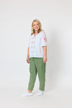 Load image into Gallery viewer, Sarah Linen Pant - Fern
