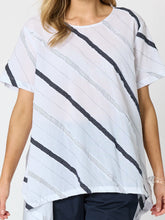 Load image into Gallery viewer, Bellevue Longline Top - White
