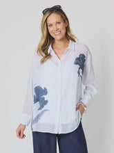 Load image into Gallery viewer, Rosa Print Shirt
