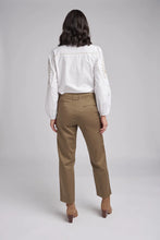 Load image into Gallery viewer, Cropped Straight Leg Pant Brown

