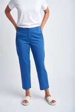 Load image into Gallery viewer, Cropped Pant / Regatta Blue
