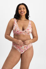 Load image into Gallery viewer, Parisienne Delicate Bralette / TANSY
