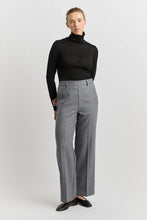 Load image into Gallery viewer, Toorallie Turtle Neck Merino / Black
