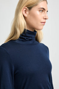 Turtle Neck Merino Tee / Navy