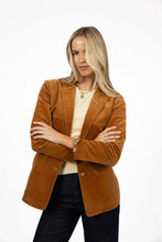 Load image into Gallery viewer, VA VA VELOUR COAT / Camel
