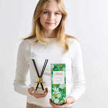 Load image into Gallery viewer, Olieve &amp; Olie Reed Diffuser
