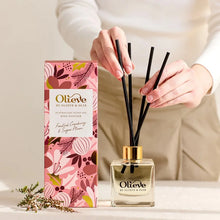Load image into Gallery viewer, Olieve &amp; Olie Reed Diffuser
