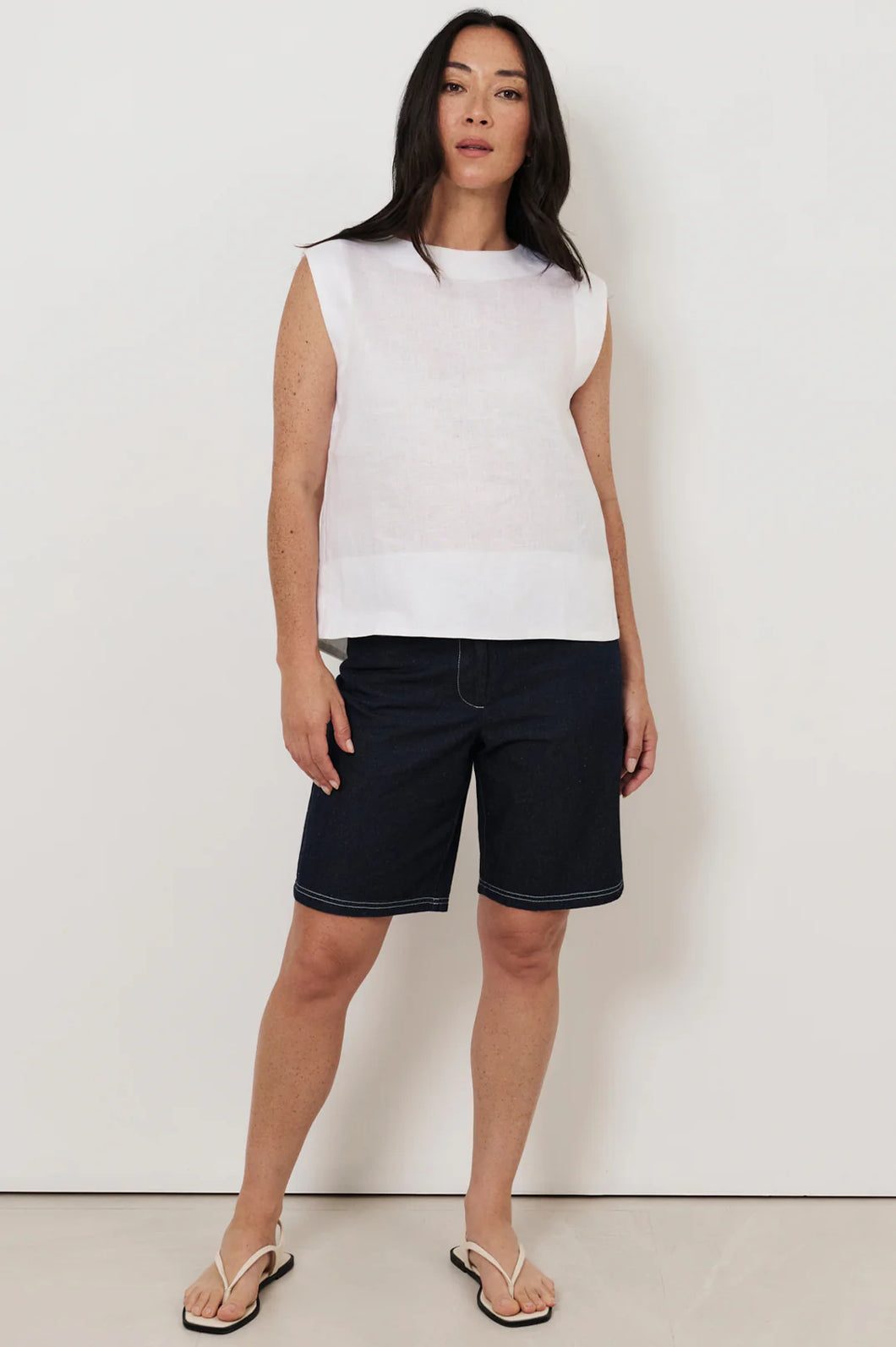 Kita Linen Button Back Top (White)