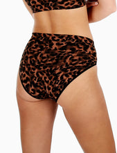 Load image into Gallery viewer, Bondi Bare Seamless Hi Cut Brief - Leopard
