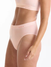 Load image into Gallery viewer, Ambra Bondi Bare Hi Cut - Shell
