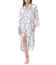Load image into Gallery viewer, Angie Satin Robe / Black &amp; White
