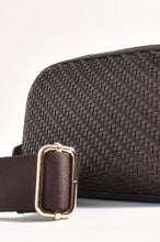 Load image into Gallery viewer, Percy Weave Crossbody Bag (Choc)
