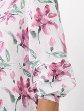 Load image into Gallery viewer, Kirrie 3/4 Sleeve Shirt
