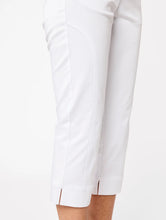 Load image into Gallery viewer, Taren 3/4 Length Pant
