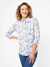Load image into Gallery viewer, Evalee 3/4 Sleeve Shirt

