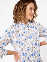 Load image into Gallery viewer, Evalee 3/4 Sleeve Shirt

