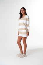 Load image into Gallery viewer, Boy Friend Rugby - White/Safari
