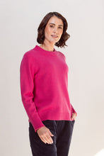 Load image into Gallery viewer, 100% Merino Wool (Cashfeel) Crew Neck Sweater - Pink
