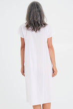 Load image into Gallery viewer, Givoni Mid Nightie / White
