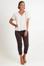 Load image into Gallery viewer, Lilly Linen Top – Natural
