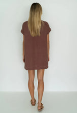 Load image into Gallery viewer, HUMIDITY Yana Dress / CHOCOLATE
