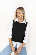 Load image into Gallery viewer, Gale Vest / Charcoal
