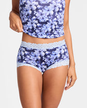 Load image into Gallery viewer, Jockey Women's Classic Parisienne Smooth Full Brief Crystalline Print
