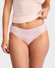 Load image into Gallery viewer, Jockey Women's No Panty Line Promise Next Gen Hi Cut / Fierce Print

