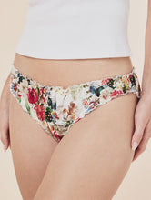 Load image into Gallery viewer, Holly Knicker - White
