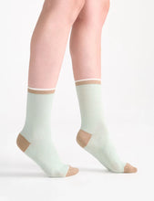 Load image into Gallery viewer, LINA FINE STRIPE CREW SOCK - GELATO
