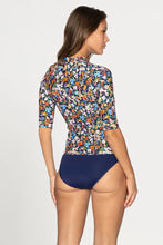 Load image into Gallery viewer, Secret Love Yvonne Full Zip Sun Safe Top
