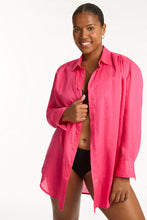 Load image into Gallery viewer, Resort Linen Cover Up / Hot Pink

