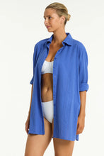 Load image into Gallery viewer, Heatwave Cover Up Shirt Blue
