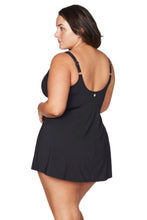 Load image into Gallery viewer, Hues Delacroix Cross Over Swimdress / Black
