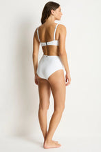 Load image into Gallery viewer, Spinnaker Moulded Cup Bra - White
