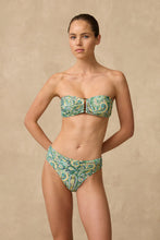 Load image into Gallery viewer, Lulu Mid Rise Ruched Pant
