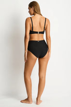 Load image into Gallery viewer, Spinnaker Moulded Cup Bra - Black
